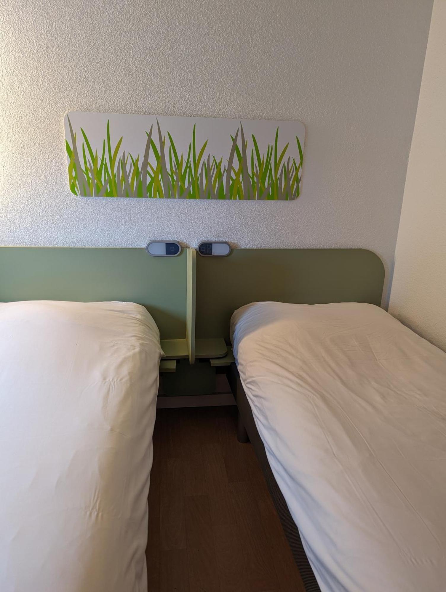 Ibis Budget Saint-Omer Centre Esterno foto