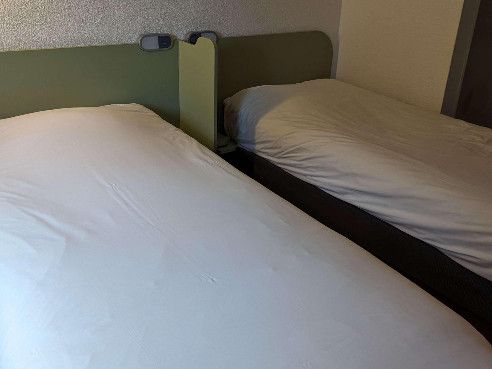 Ibis Budget Saint-Omer Centre Esterno foto