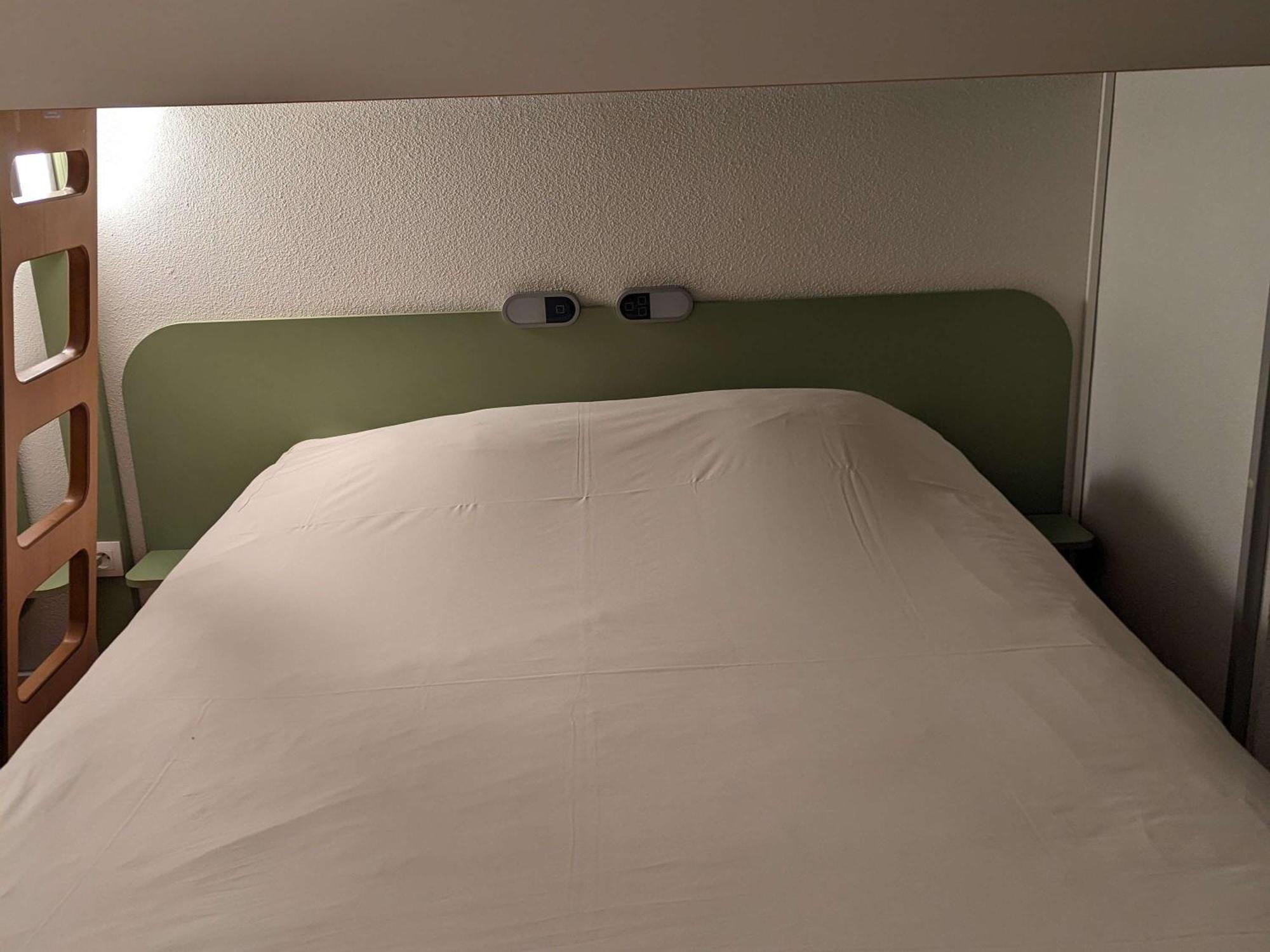 Ibis Budget Saint-Omer Centre Esterno foto